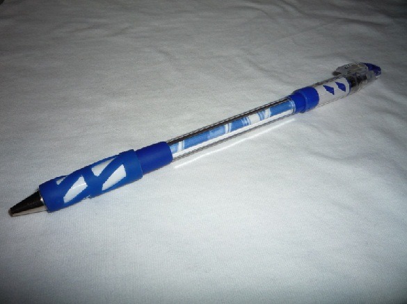File:LakuboJellCapFit.jpg